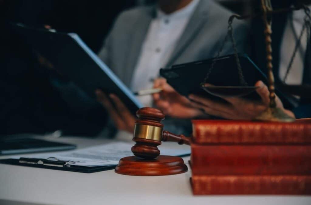 Civil law vs common law