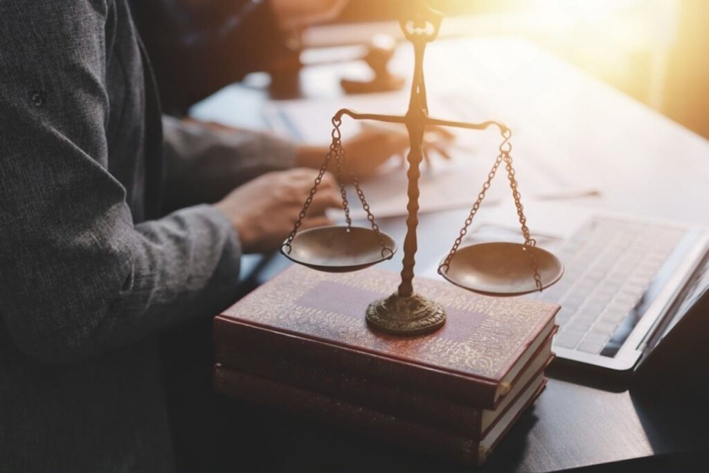 Civil law vs common law