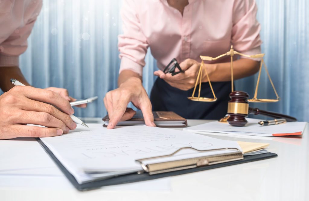 HEDGE-FUND-ATTORNEY Who We Are?